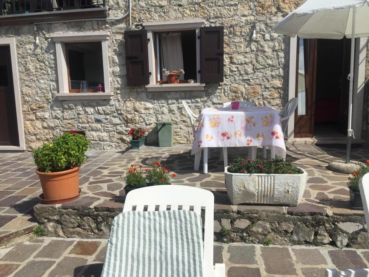 Apartamento Casa Mary Brenzone sul Garda Exterior foto