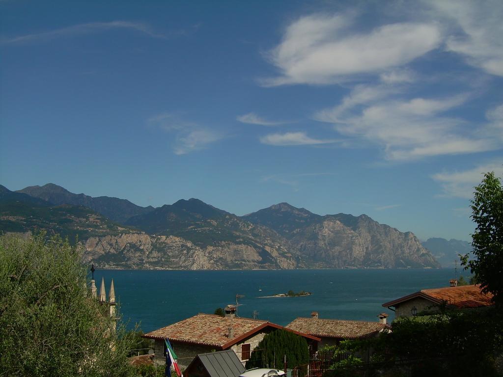 Apartamento Casa Mary Brenzone sul Garda Exterior foto