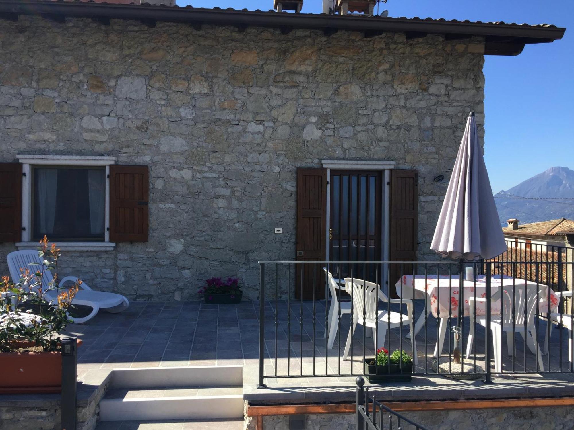 Apartamento Casa Mary Brenzone sul Garda Exterior foto