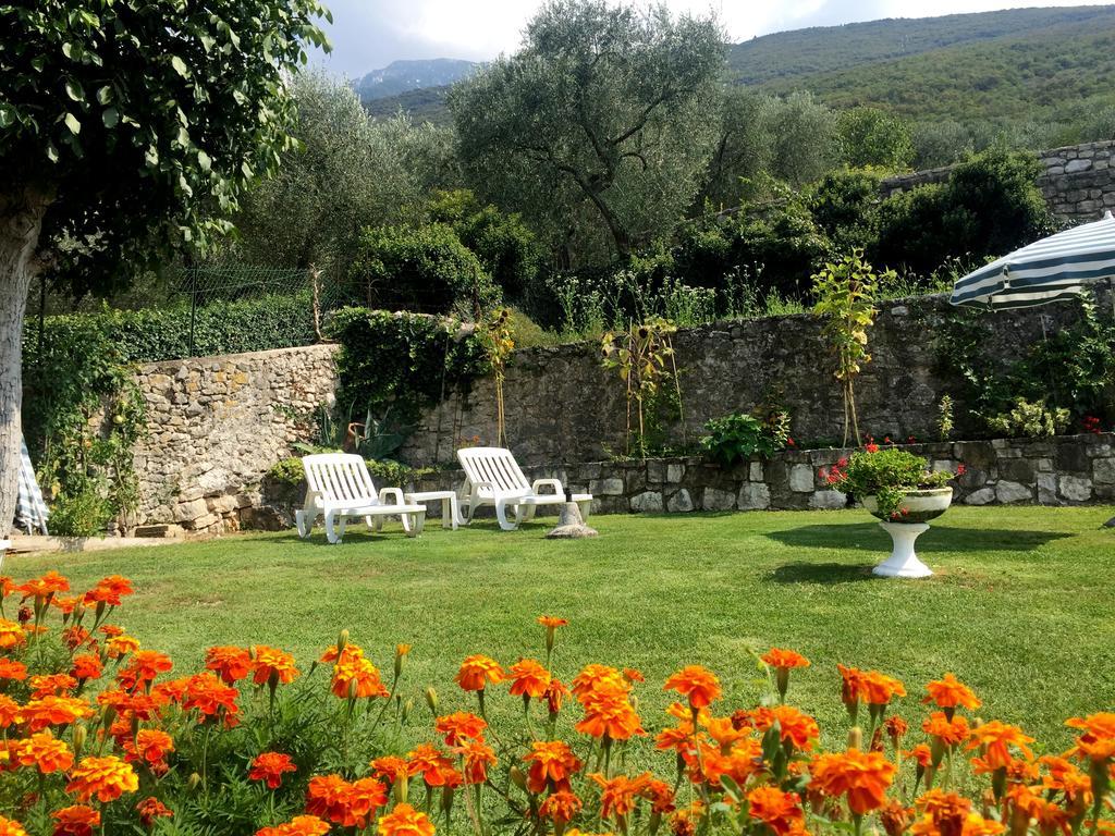Apartamento Casa Mary Brenzone sul Garda Exterior foto